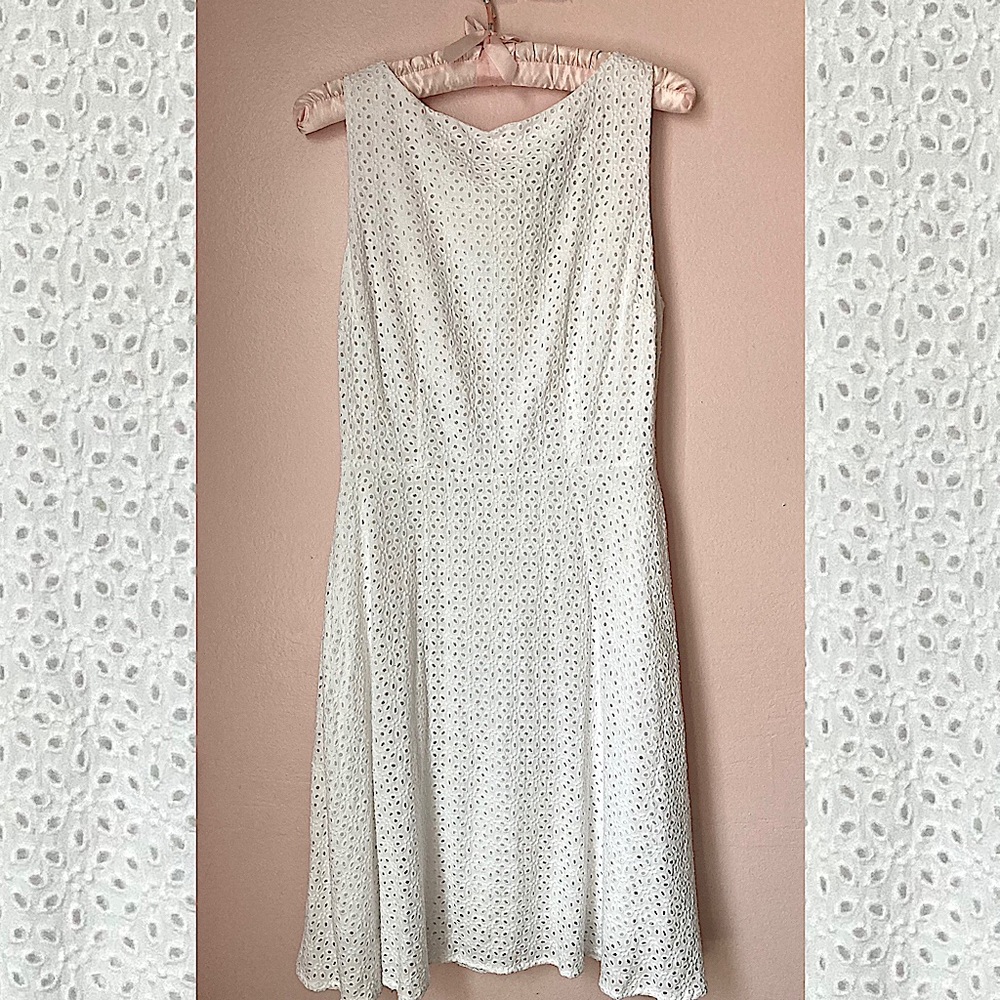 eyelet lace sleeveless dress